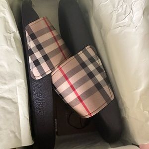 Burberry slides